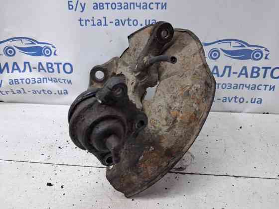 Кулак поворотный правый без ступицы Mitsubishi Pajero Sport K9 2.5 DIESEL 4D56 1996 (б/у) Київ