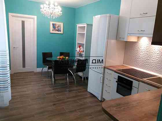 Відмінна 1-я. Будинок на березі Міністерці. М. Героїв Дніпра. Код об'єкта: 11175199. Київ