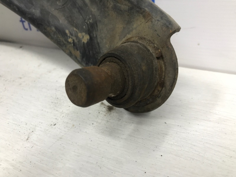 Рычаг правый Nissan X-Trail T31 2007 (б/у) Киев - изображение 3