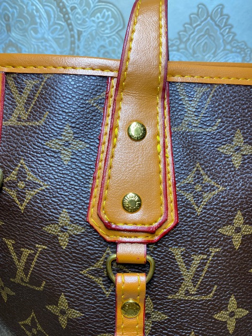 Стильна жіноча сумка у відомому класичному дизайні Шостка - зображення 6