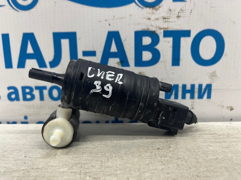 Насос омывателя стекла Jeep Cherokee KL 2.4 БЕНЗИН ED6 2013 (б/у) Київ - зображення 1