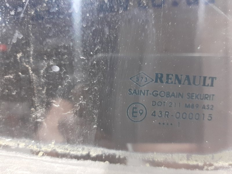 Стекло двери заднее правое Renault Megane 3 1.5 DIESEL K9K 2008 (б/у) Киев - изображение 3