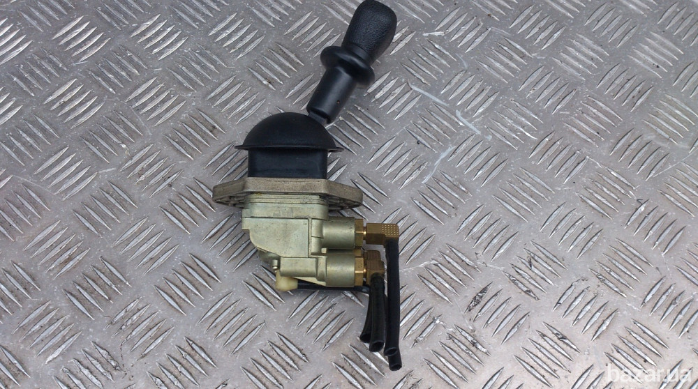 1734006 Кран ручника DAF XF 105 Дніпро - зображення 1