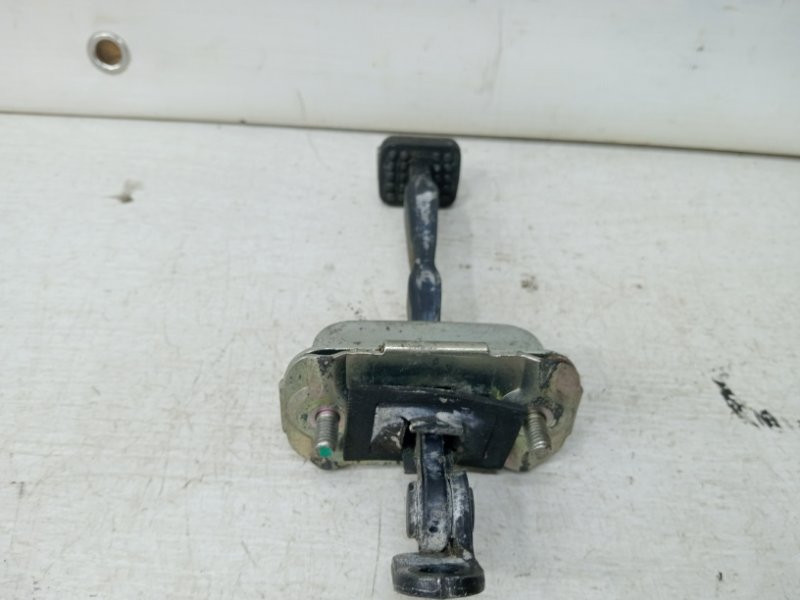 Ограничитель двери задний правый SsangYong Korando C200 2.0 DIESEL D20DT 2010 (б/у) Киев - изображение 4