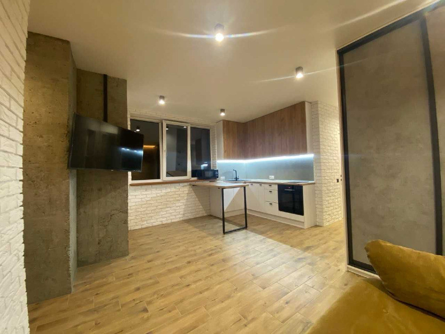 Продам. 1-к.кв. 2/5, вул. Олександра Кониського 30-А Дніпро - зображення 2