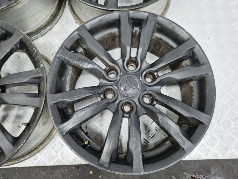 Диски титан комплект R18 Mitsubishi Pajero Wagon 3 3.2 ДИЗЕЛЬ 4M41 1999 (б/у) Киев - изображение 5