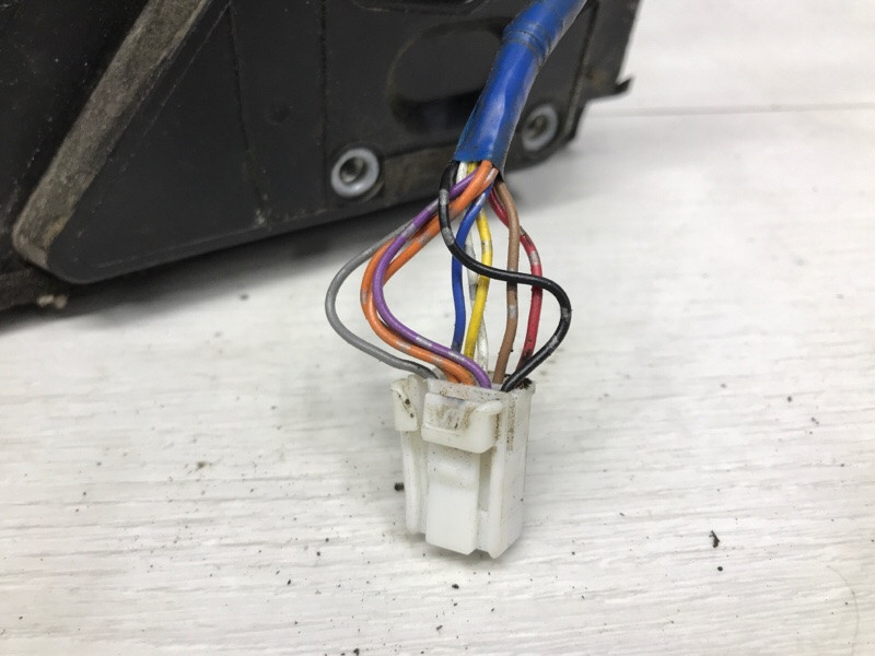 Зеркало правое Mitsubishi Pajero Wagon 4 3.2 ДИЗЕЛЬ 4M41 2006 (б/у) Киев - изображение 8