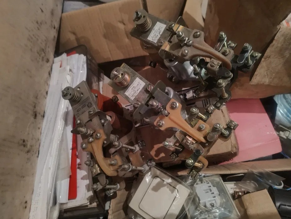 Продам реле РЭВ-812 РЭВ-814 220В 75В Дніпро - зображення 1