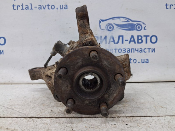 Кулак поворотный левый со ступицей Toyota Avensis T25 1.8 БЕНЗИН 1ZZFE 2002 (б/у) Київ - зображення 5