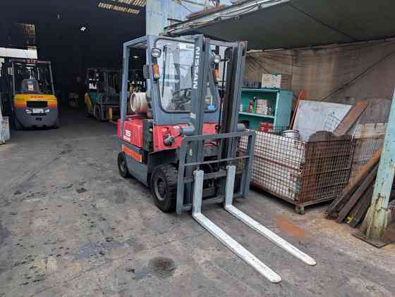 Газ-бензиновий навантажувач Nissan, з напрацюванням 3757 мотогодин. Модель: J01A15 Чернівці