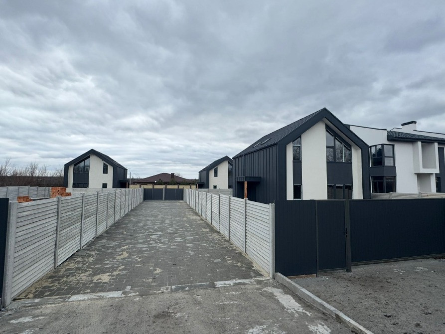 Продаж 2-поверхового будинку з ділянкою на 4.5 сотки, 136,5 кв. м, 4 кімнати Днепр - изображение 1