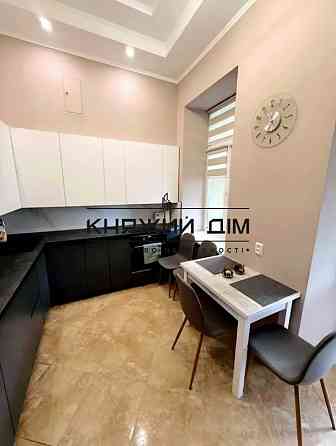 Оренда 2 кімнатна квартира м. Площа Українських Героїв КОД 11204457 Київ