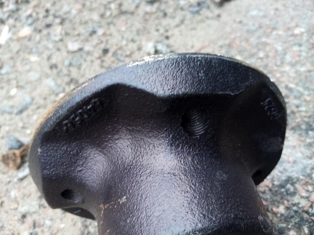 Вісь для легкового причепа зі сходинками 2108 KNOTT якісна Баришівка - зображення 4