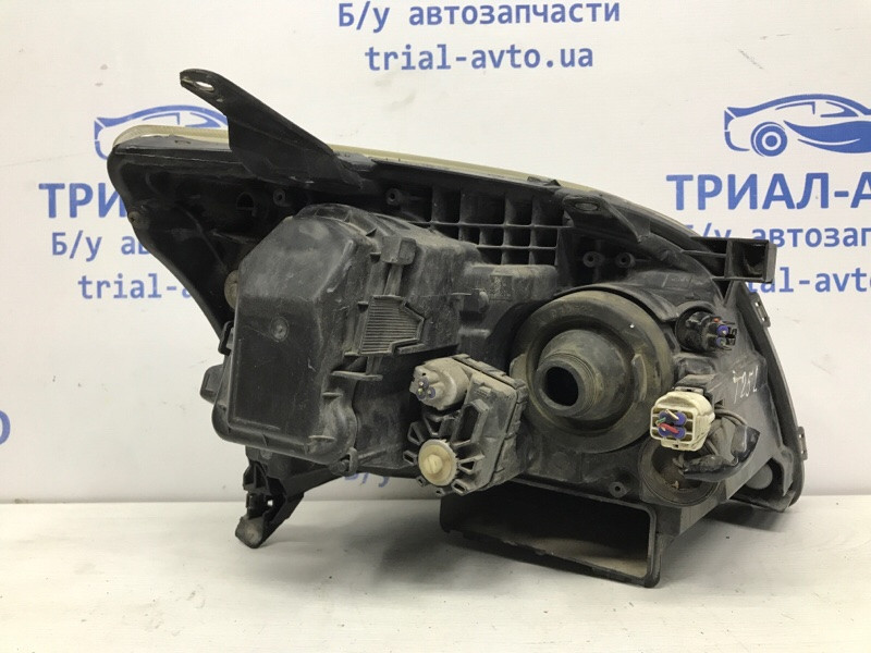 Фара левая галоген Toyota Avensis T25 1.8 БЕНЗИН 1ZZFE 2002 (б/у) Київ - зображення 4