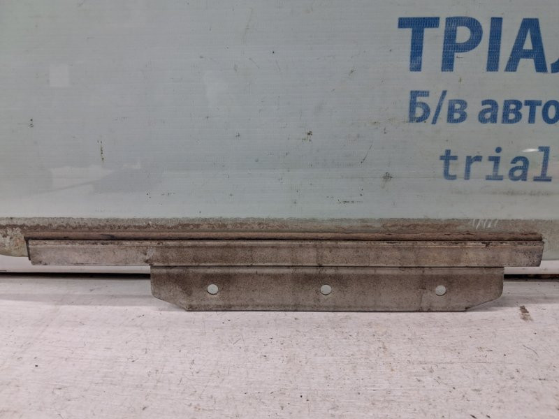 Стекло двери заднее правое Toyota Avensis T25 2.2 DIESEL 2ADFTV 2002 (б/у) Киев - изображение 2