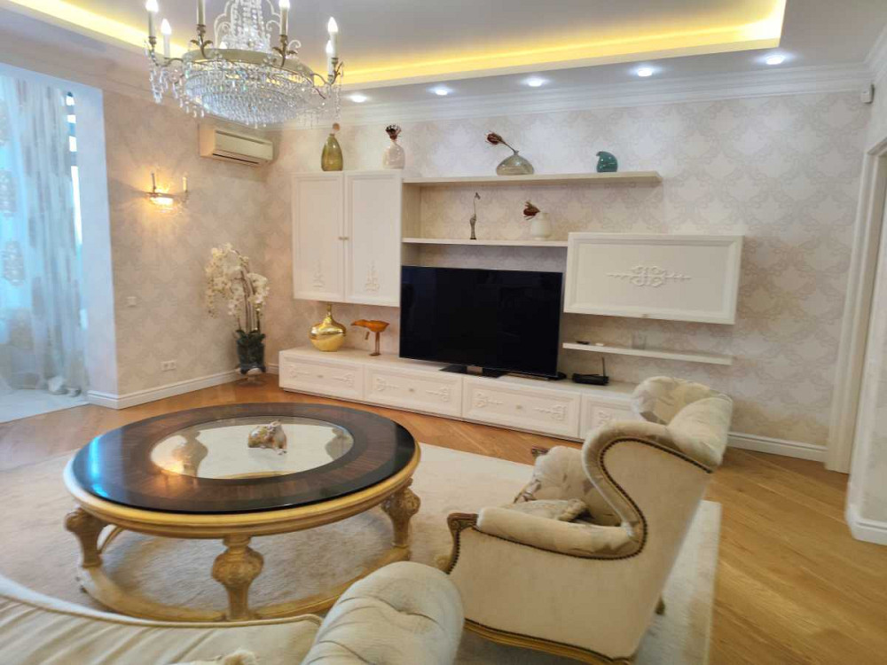 долгосрочная аренда 3-к квартира Киев, Печерский, 1100 $/мес. Киев - изображение 1