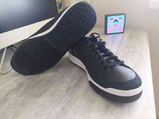 Кросівки Adidas ROD LAVER Київ