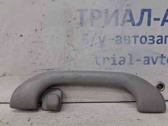 Ручка потолка Mitsubishi Pajero Wagon 3 3.2 ДИЗЕЛЬ 4M41 1999 (б/у) Київ