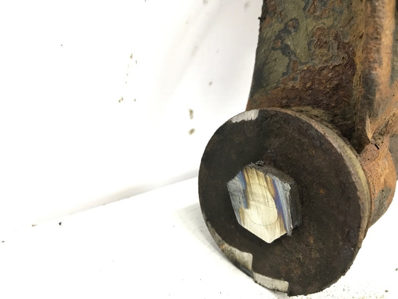 Рычаг передний верхний правый Mitsubishi Pajero Sport K9 2.5 DIESEL 4D56 1996 (б/у) Киев - изображение 3