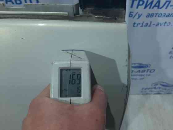 Дверь задняя правая Toyota Land Cruiser J100 1998 задн. прав. (б/у) Киев