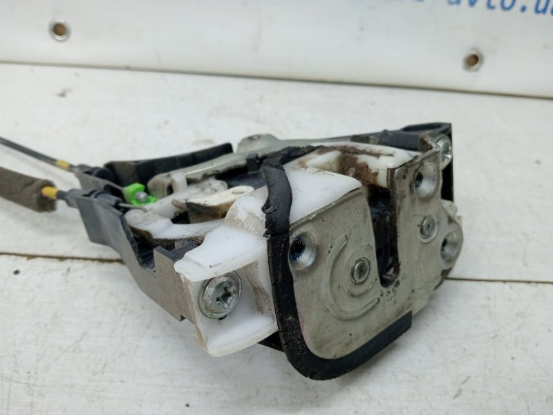 Замок двери передний левый Mitsubishi L200 KB 2.5 DIESEL 4D56 2006 (б/у) Киев - изображение 3