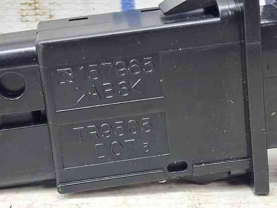 Кнопка аварийки Toyota Avensis 2002-2010 8433205050 (Арт. 78494) Киев