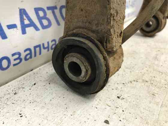 Рычаг передний верхний правый Mitsubishi L200 KB 2.5 ДИЗЕЛЬ 4D56U 2006 (б/у) Киев