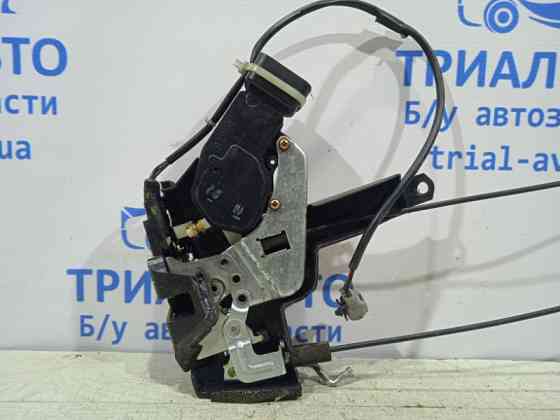 Замок двери передний правый Toyota Land Cruiser J100 1998 (б/у) Киев