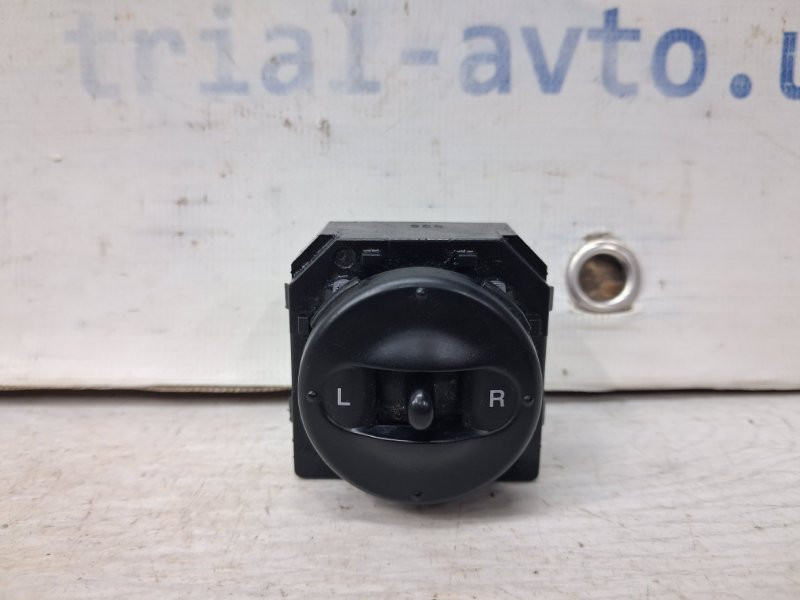 Корректор зеркал Kia Sorento 2002-2011 935703E000EN (Арт. 67378) Киев - изображение 1