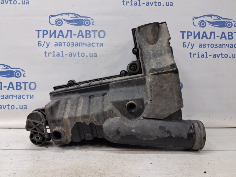Корпус воздушного фильтра Volkswagen Caddy 2K 1.9 DIESEL BJB 2003 (б/у) Киев - изображение 5