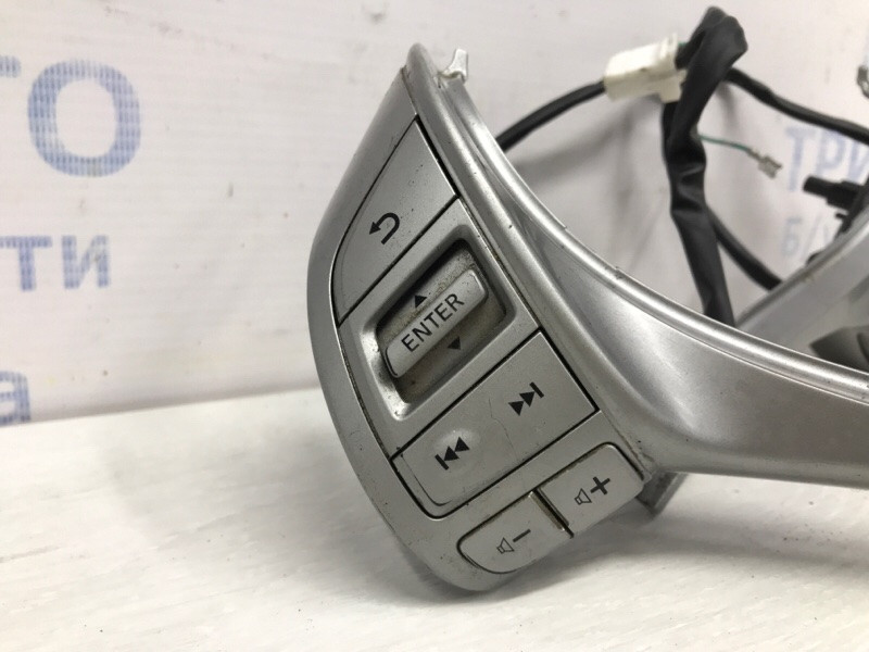 Кнопки руля Nissan X-Trail T32 1.6 DIESEL R9M 2014 (б/у) Київ - зображення 2