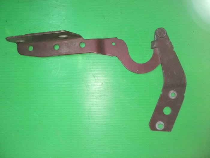 Петля капоту права 95AG-16800-AA Форд Оріон Ескорт 95р.в. Вінниця - зображення 1