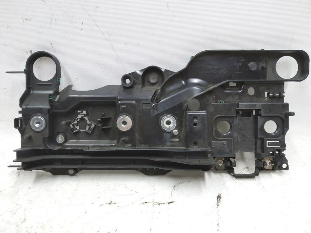 Крышка нижняя панели управления пентхауса основной батареи Tesla model 1109684-00-L Киев - изображение 1