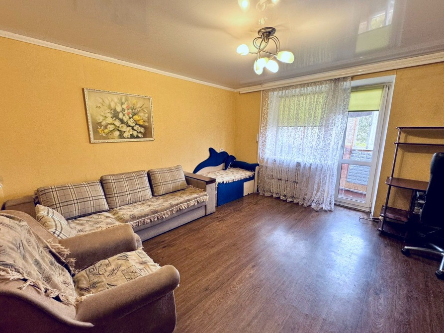 Продам 3-к квартиру в кирпичной высотке на ул. Калиновая (средина) Дніпро - зображення 1