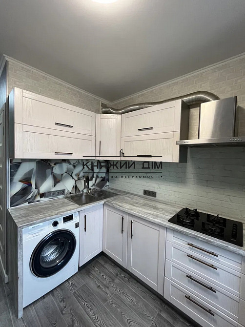 Продаж 2-х кімнатної роздільної ,м.Харківська Киев - изображение 1