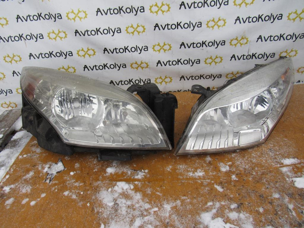 Фара левая Renault Megane III 2009-2012 (260607449R) Ковель - изображение 1