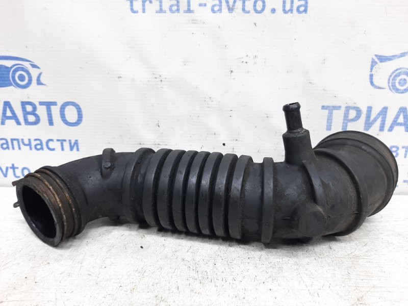 Патрубок воздушного фильтра Mitsubishi Pajero Sport K9 2.5 DIESEL 4D56 1996 (б/у) Киев - изображение 3