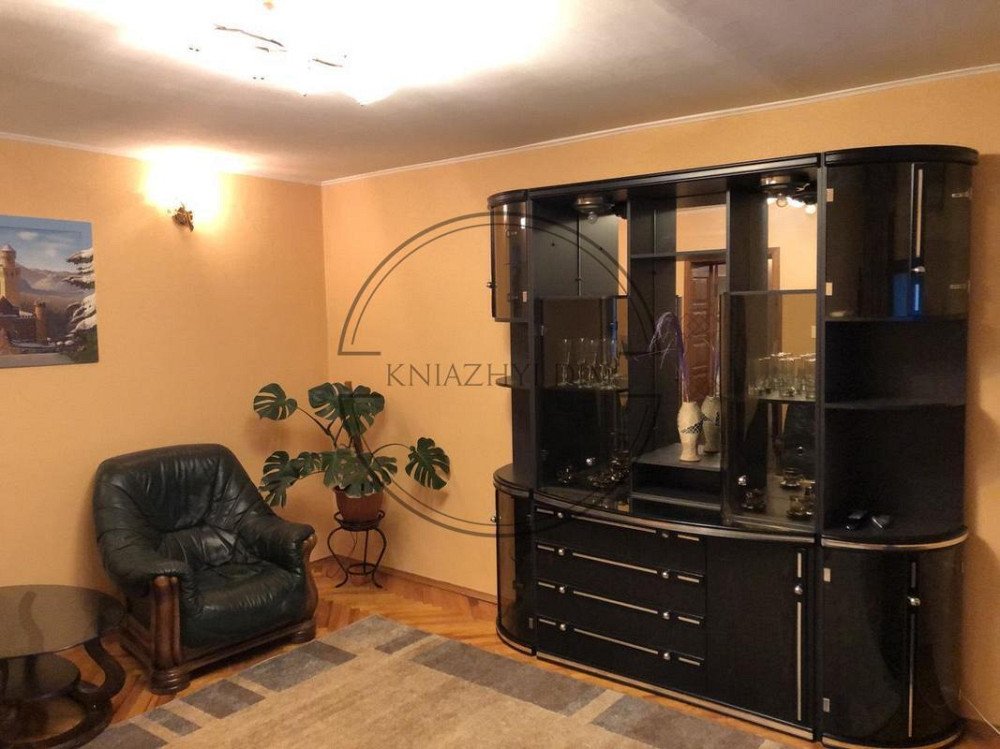 Хороша 3-кімнатна квартира м.Лівобережна. Код № 1162909 Киев - изображение 12