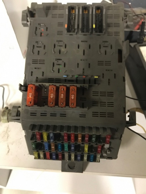 Бу блок предохранителей Renault Laguna 1, 2.0i, 7703297637 Кропивницький - зображення 1