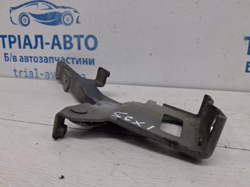Петля капота правая Hyundai IX35 LM 1.7 DIESEL D4FD 2009 (б/у) Київ - зображення 1