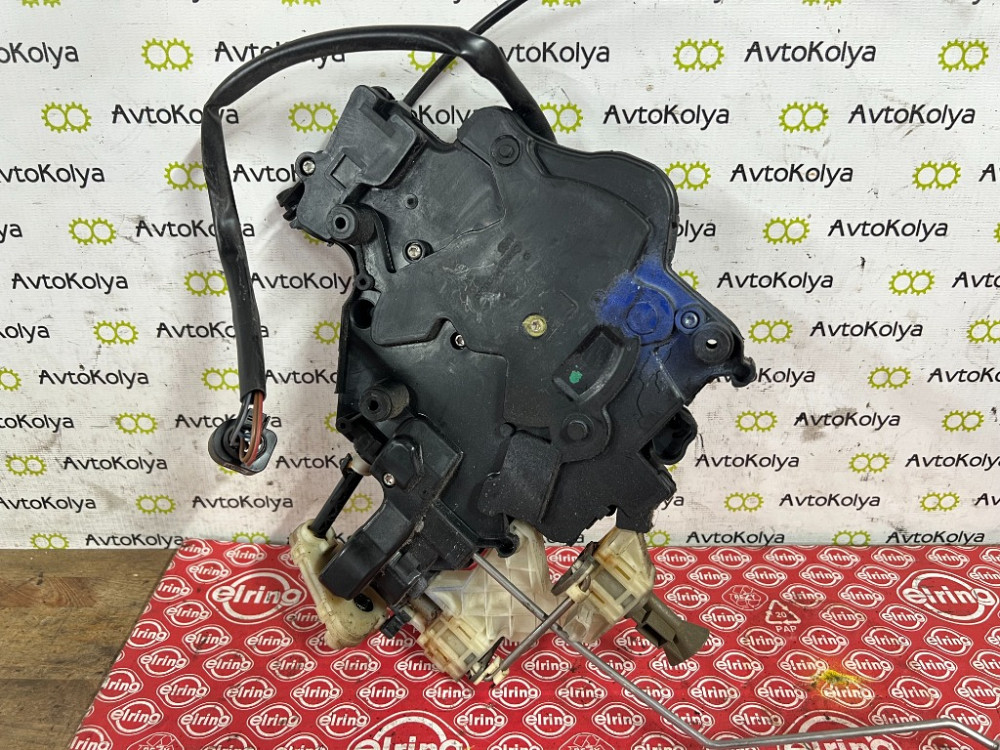 Замок боковой сдвижной двери правый VW Caddy 2004-2015 (2K0843654) Ковель - зображення 5