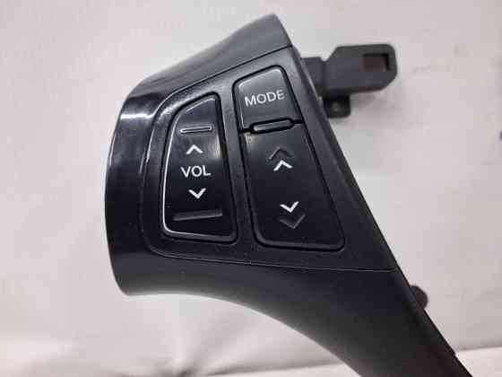 Кнопки руля Hyundai I30 FD 1.6 DIESEL D4FB 2007 (б/у) Київ