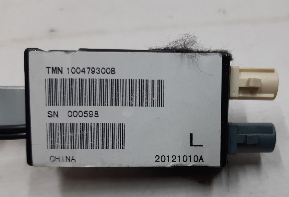 Антенна-усилитель FM2 - NA EU APAC (левая) Tesla model S, model S REST 1004793-00-F Киев - изображение 3