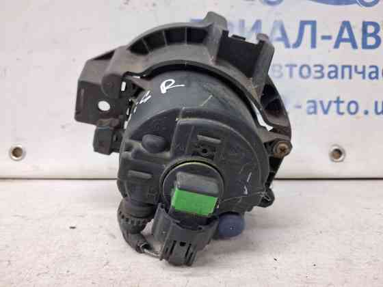 Фара противотуманная правая Toyota Auris 2006-2012 812100D042 (Арт. 63566) Киев