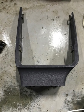 Бу накладка консоли Mercedes W168 A1686800436, 1686800436 Кропивницький - зображення 1