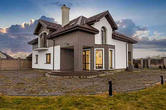 продажа 6-к дом Яворовский, Борки, 380000 $ 