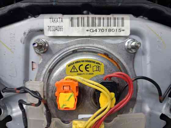 Подушка безопасности в руль Mitsubishi Pajero Wagon 4 3.2 ДИЗЕЛЬ 4M41 2006 (б/у) Київ