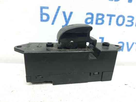 Кнопка стеклоподъемника Mitsubishi Lancer 2003-2009 8608a100 (Арт. 29141) Киев