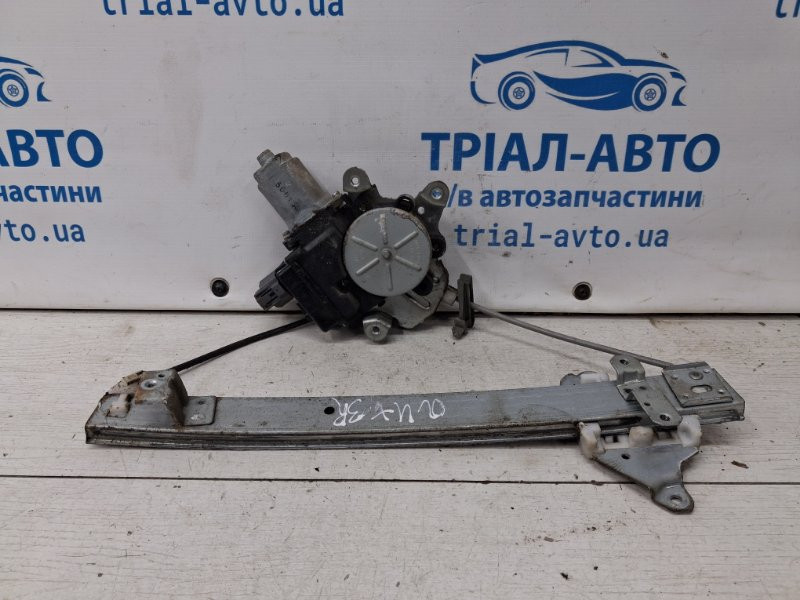 Стеклоподъемник задний правый Mitsubishi Outlander CU 2.4 БЕНЗИН 4G69 2003 (б/у) Киев - изображение 1