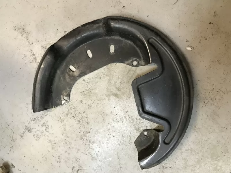 Бу пыльник заднего тормозного диска Renault Fluence , 441610001R левый. Кропивницкий - изображение 1